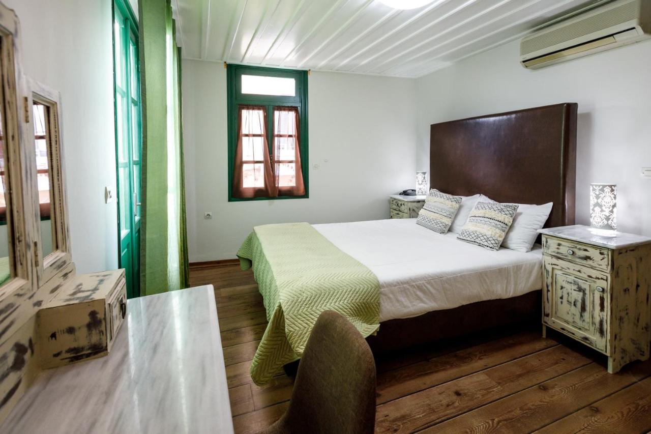 Kapodistrias Hotel นาฟปลิโอ ภายนอก รูปภาพ